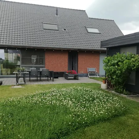 Beautiful With Private Garden Holiday home Alveringem